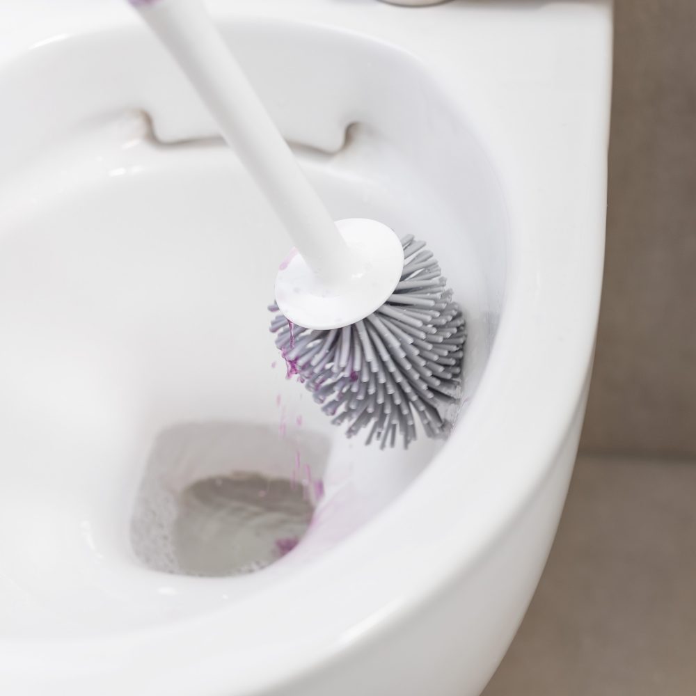 Helfer_WC-Bürste_Toilettenbürste_Anwendung_04_1x1