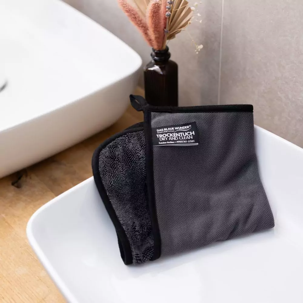 tuecher_Dry_and_Clean_02